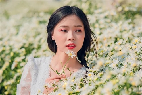 女生网名带伊人的