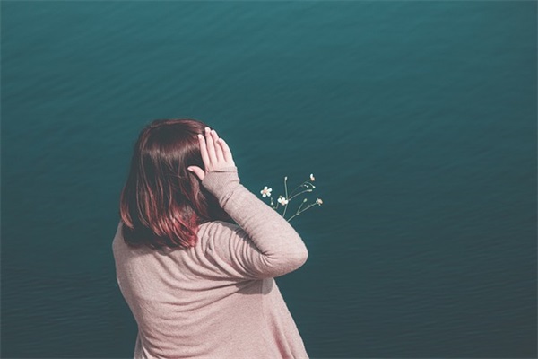 网名女简单无符号网名