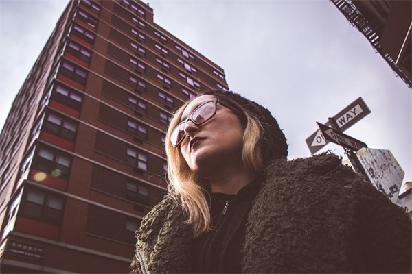 受到伤害的句子 关于受到伤害的句子