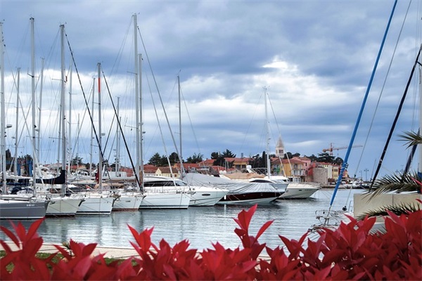 心酸的哲理句子简短的 心酸的感叹人生的句子