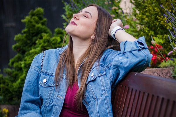 搞笑幽默情感的句子