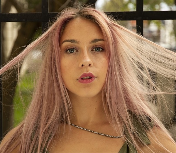 带朵的五字网名