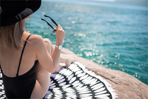 描写采茶女采茶的句子